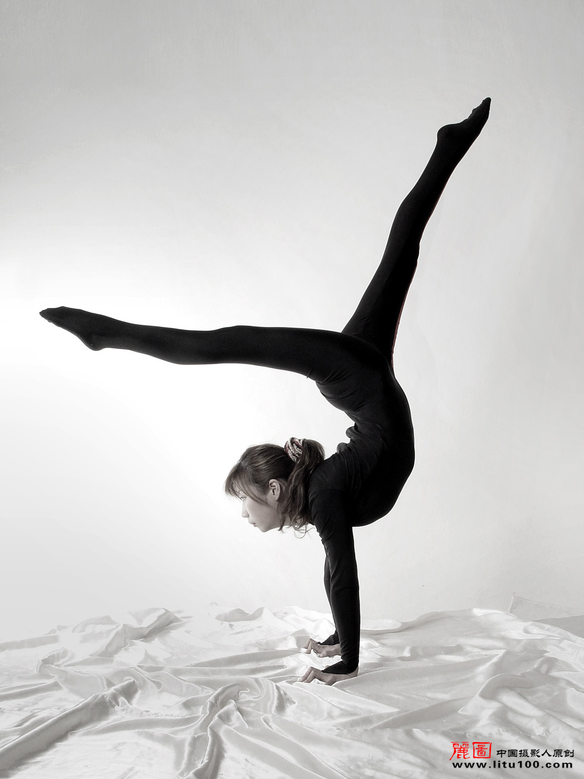 Yi Jia Vol.4 [丽图人像摄影] 最全美女图片站